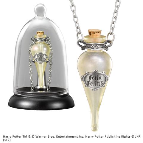 Harry Potter Pendant display